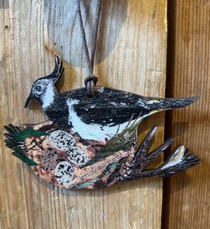 Lapwing Nest wooden decoration