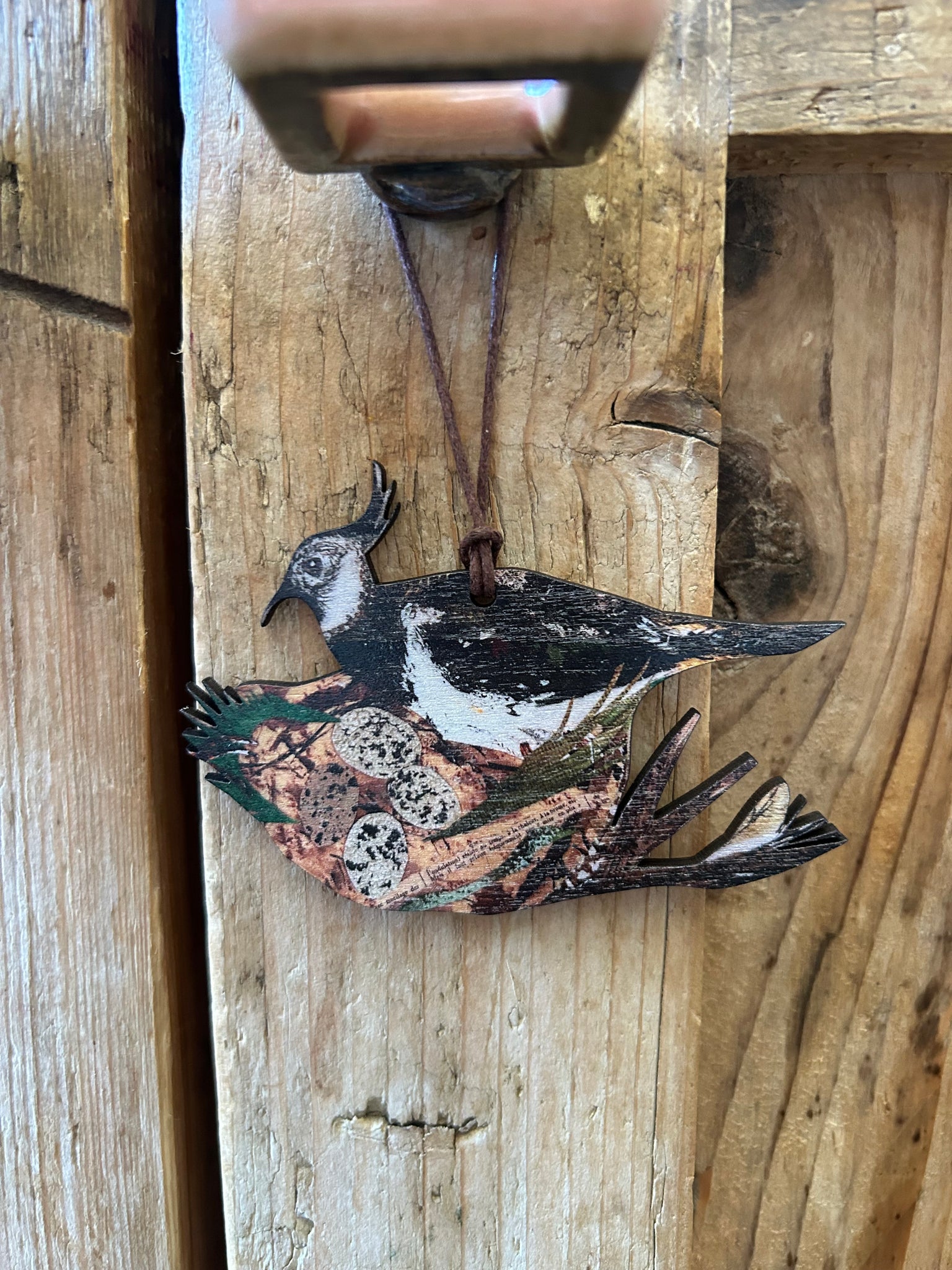 Lapwing Nest wooden decoration