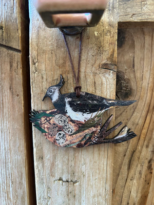 Lapwing Nest wooden decoration