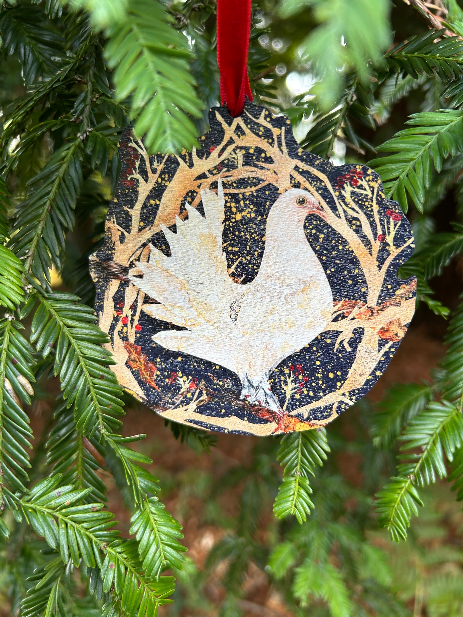 Festive dove wooden decoration
